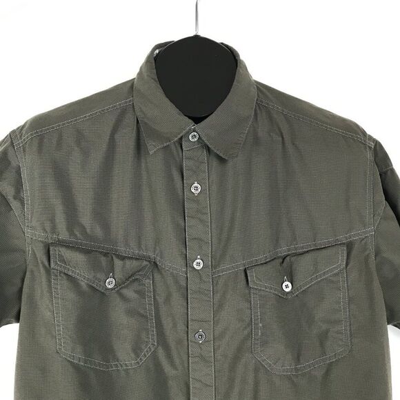 Kuhl Casual Short Sleeve Button Up Shirt Men's Large Pockets Nylon Outdoor Trail - Picture 2 of 13